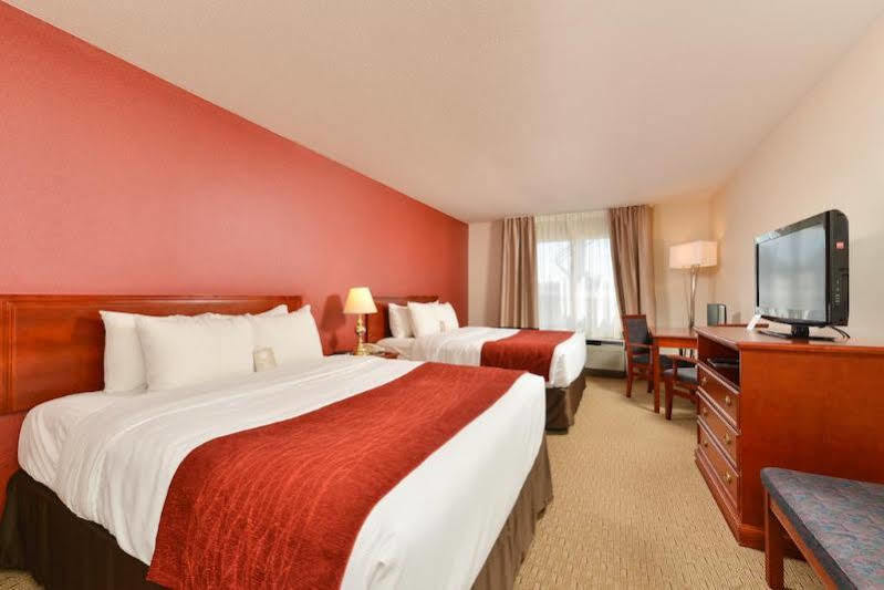 Comfort Inn & Suites South Калгари Экстерьер фото